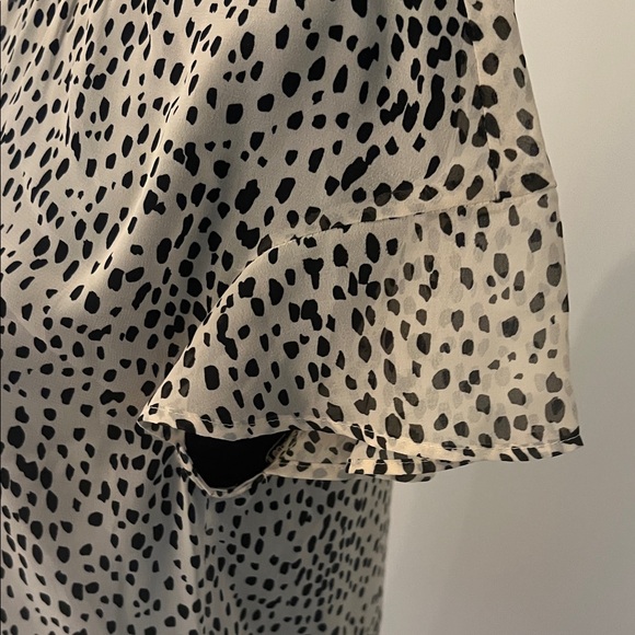 Express Sheer Black and White Polka Dot Women's Top - Picture 6 of 8